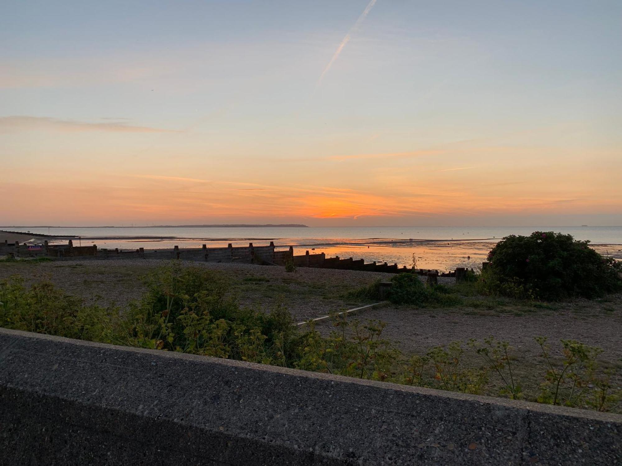 Salty Shore By The Beach In Whitstable Eksteriør bilde